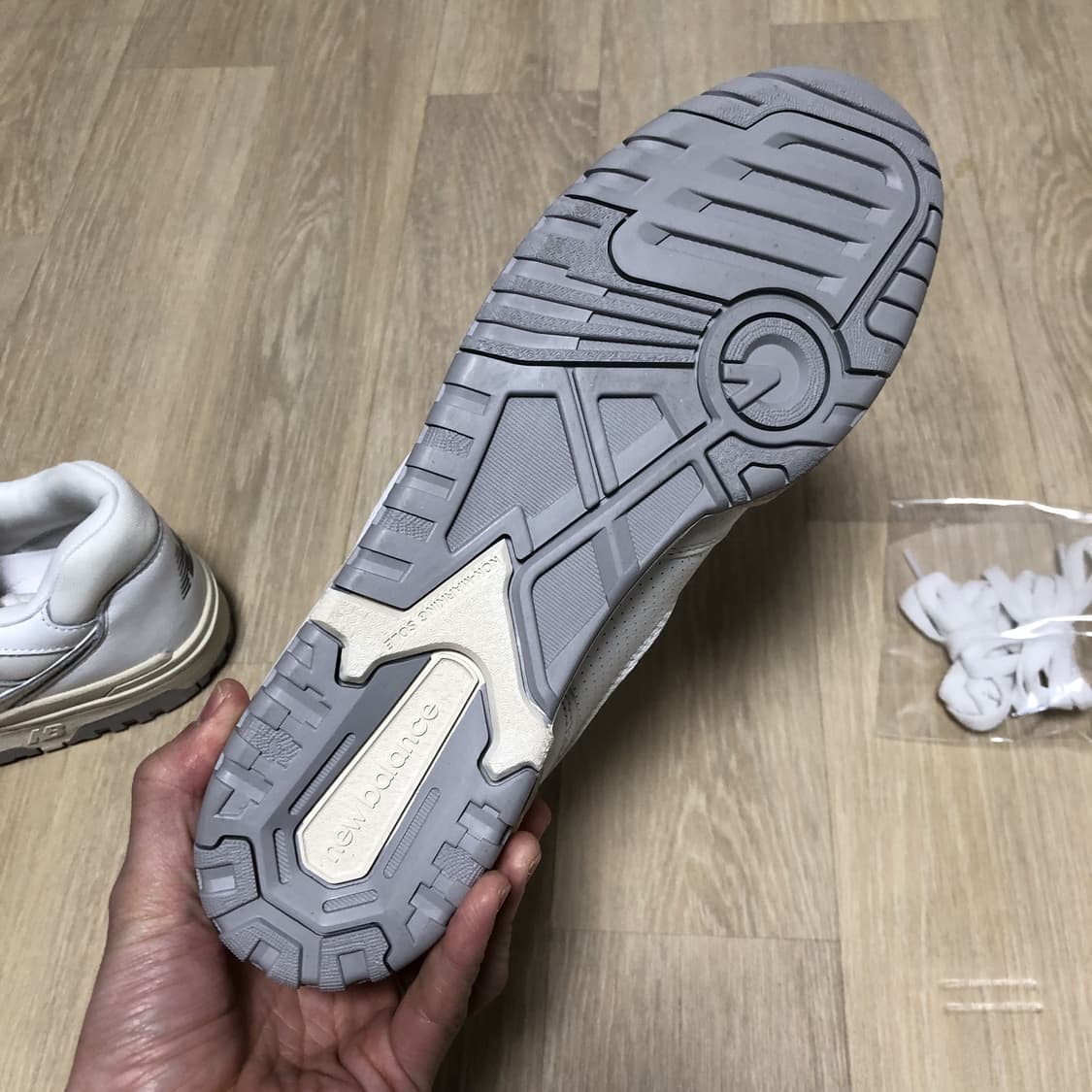 (275) 새상품 뉴발란스 BB 550 화이트 팀버울프 상품이미지8