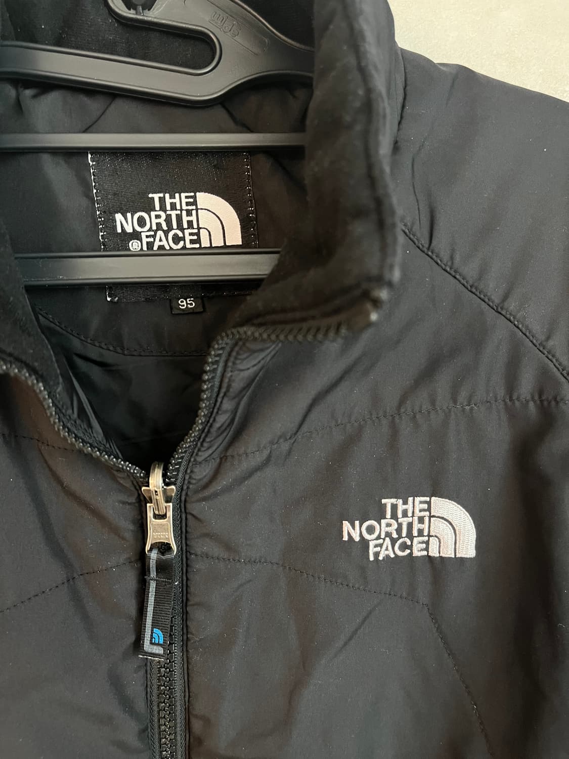 노스페이스 패딩 자켓 블랙 [95] 상품이미지4