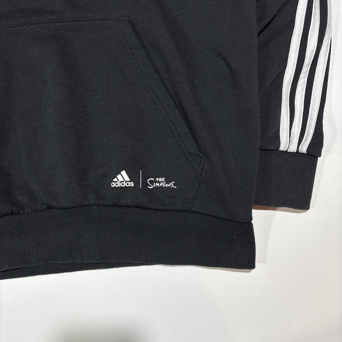 아디다스 심슨 그래픽 후드티 상품이미지2