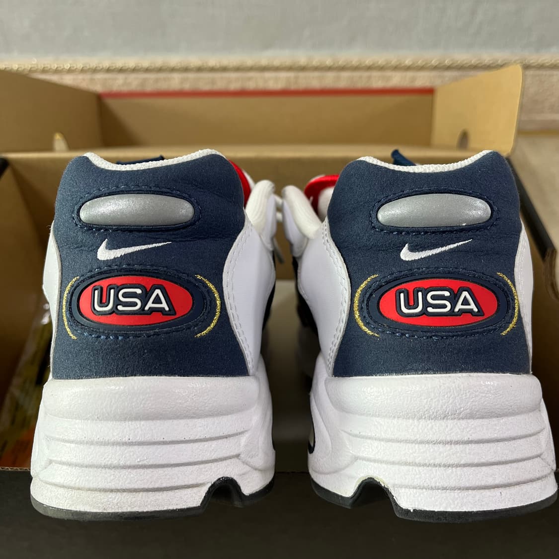 나이키 에어 맥스 트라이액스 USA 275 상품이미지5