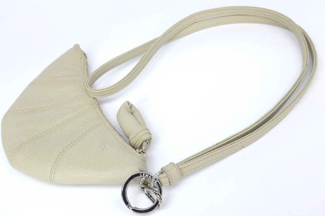 르메르 24SS 크루아상 코인 펄스 목걸이 지갑 상품이미지9