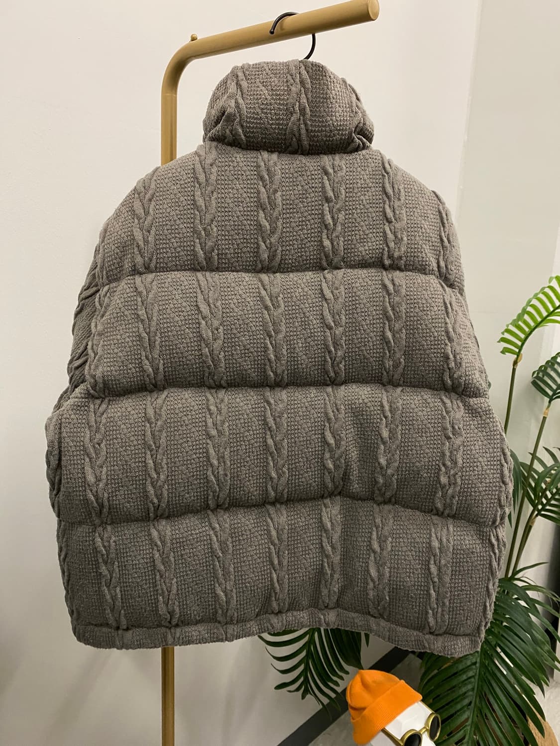 프렌다 니트패딩 그레이 상품이미지5