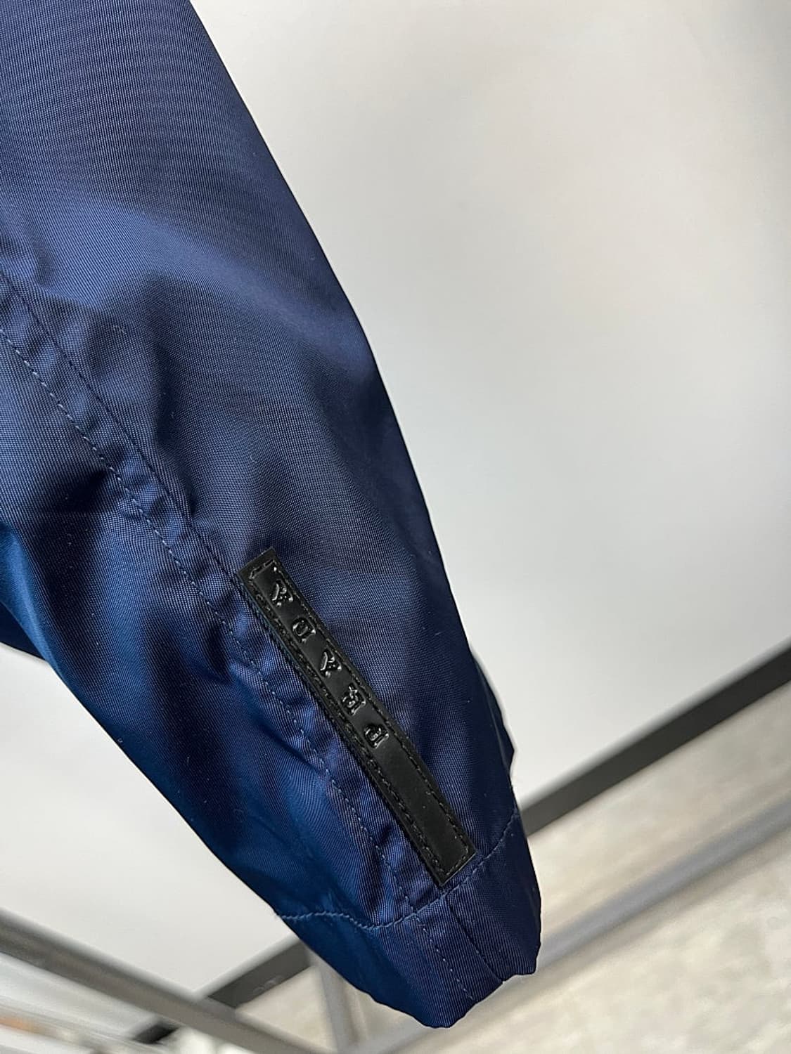 95) 프라다 리나일론 후드 베스트  상품이미지9