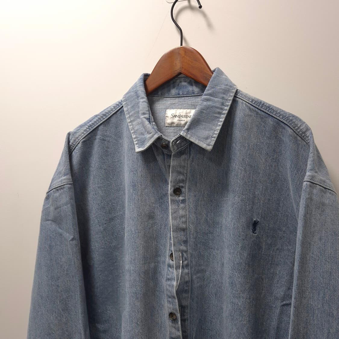 입생로랑 자수 로고 데님 청 셔츠 상품이미지2
