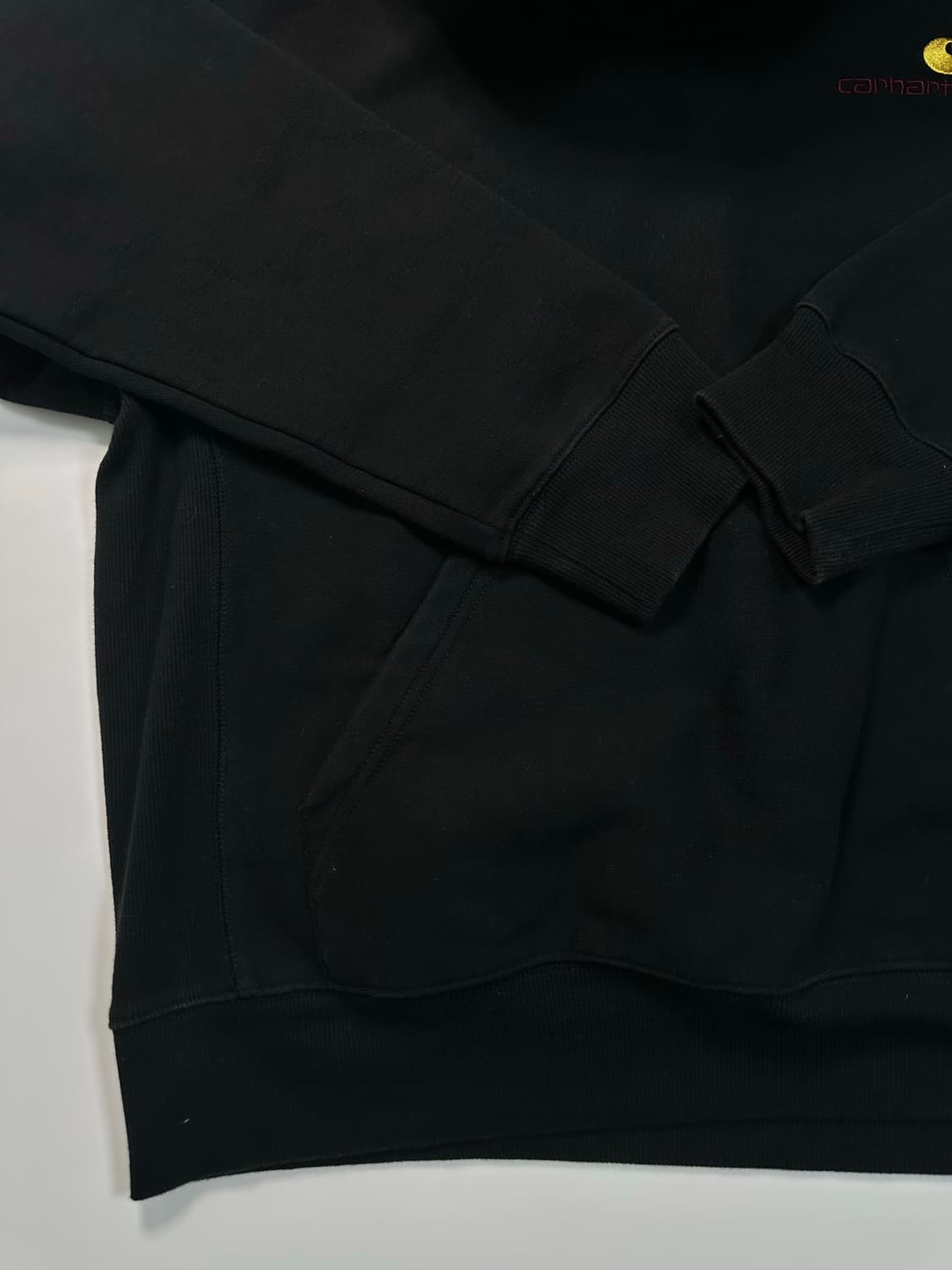 칼하트 블랙 로고 자수 후드 상품이미지4