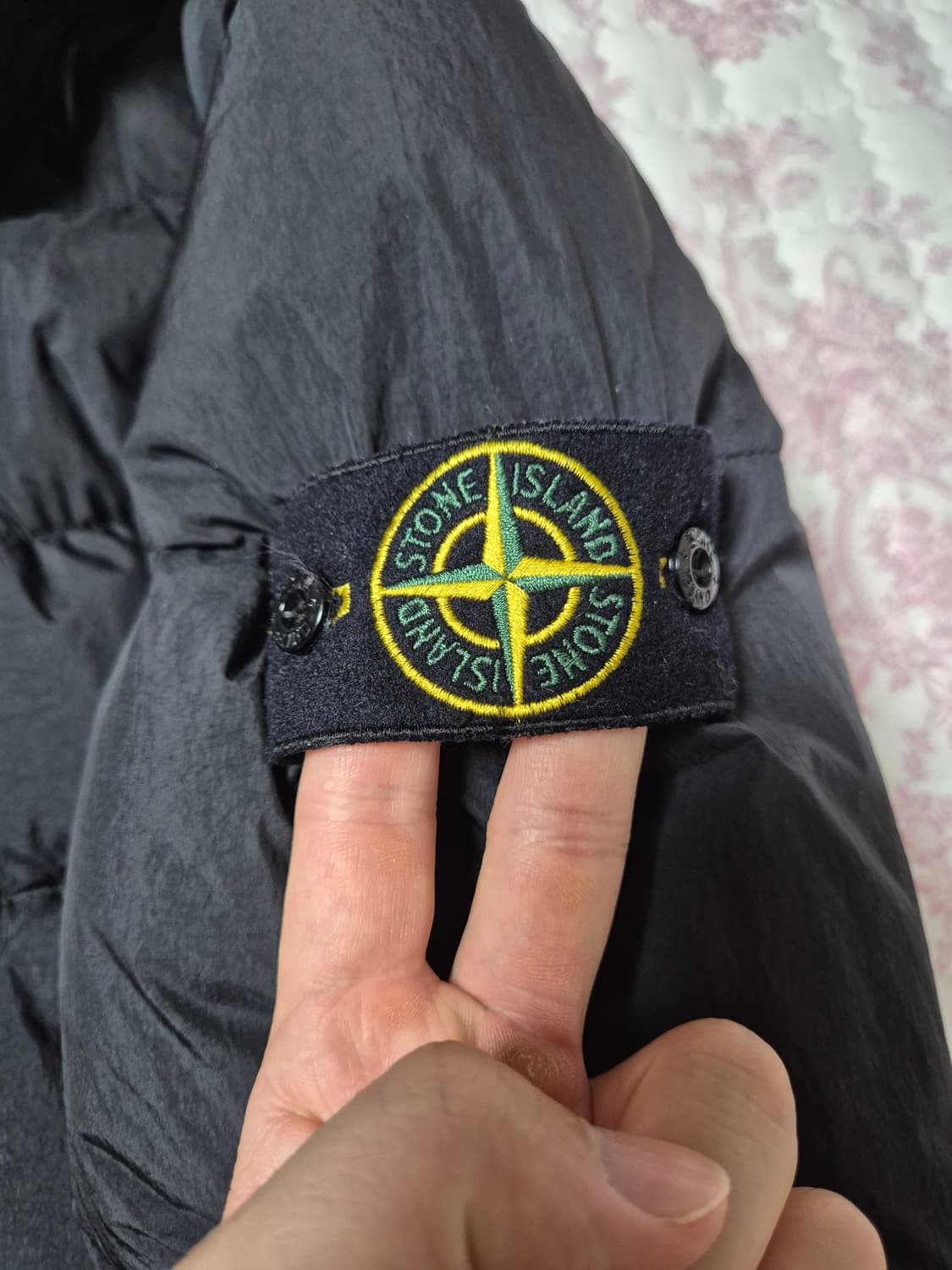 정품 스톤아일랜드 크링클랩스 패딩 95-M 블랙 상품이미지6