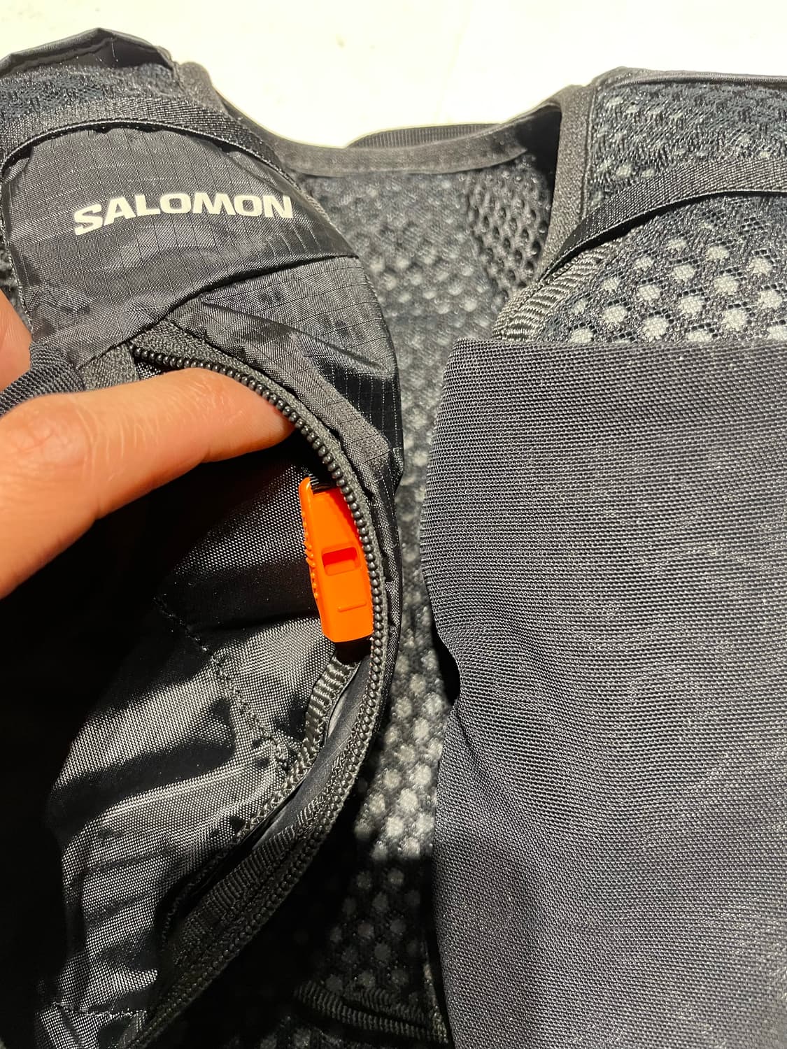 살로몬 xt15 백팩 블랙 새것 상품이미지5