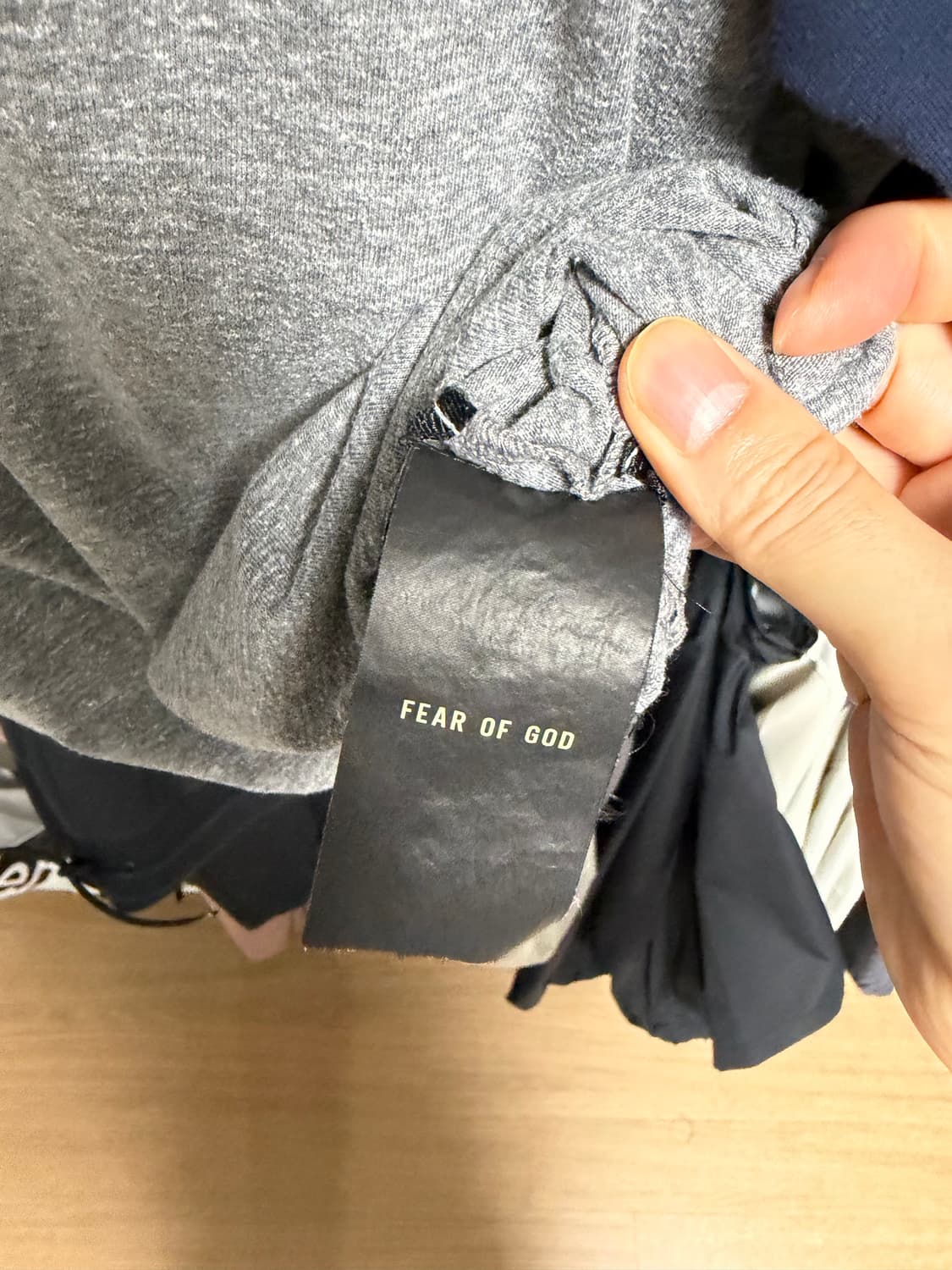 [xl] 피어오브갓 팔배색 헨리넥 반팔 티셔츠 크림/블랙 상품이미지8