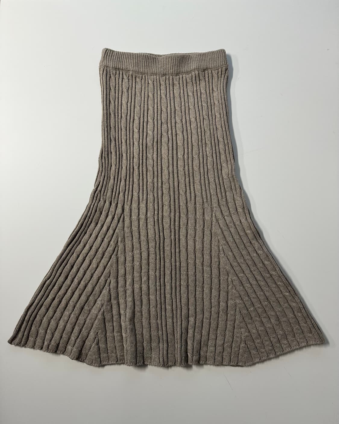 케이블 니트 패턴 롱 스커트 상품이미지1