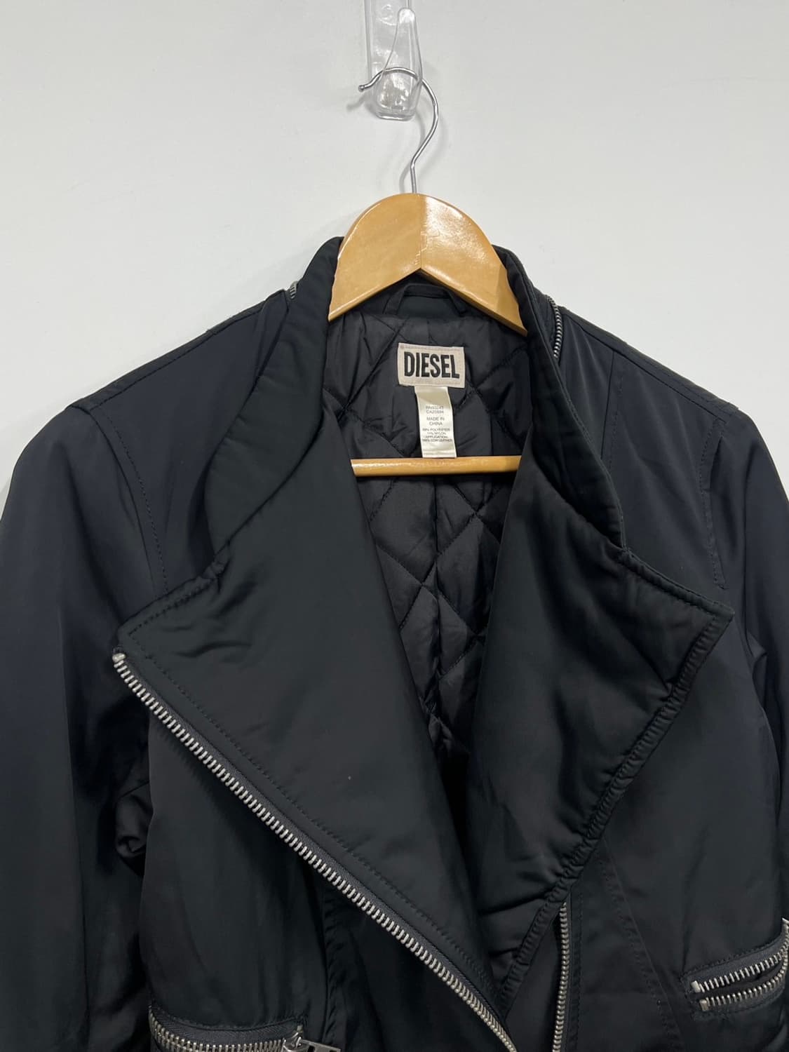 디젤 사선집업 안감 누빔 라이더 자켓 상품이미지5