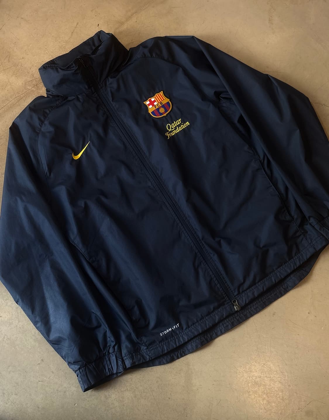 나이키 FC바르셀로나 바람막이 XL 상품이미지1