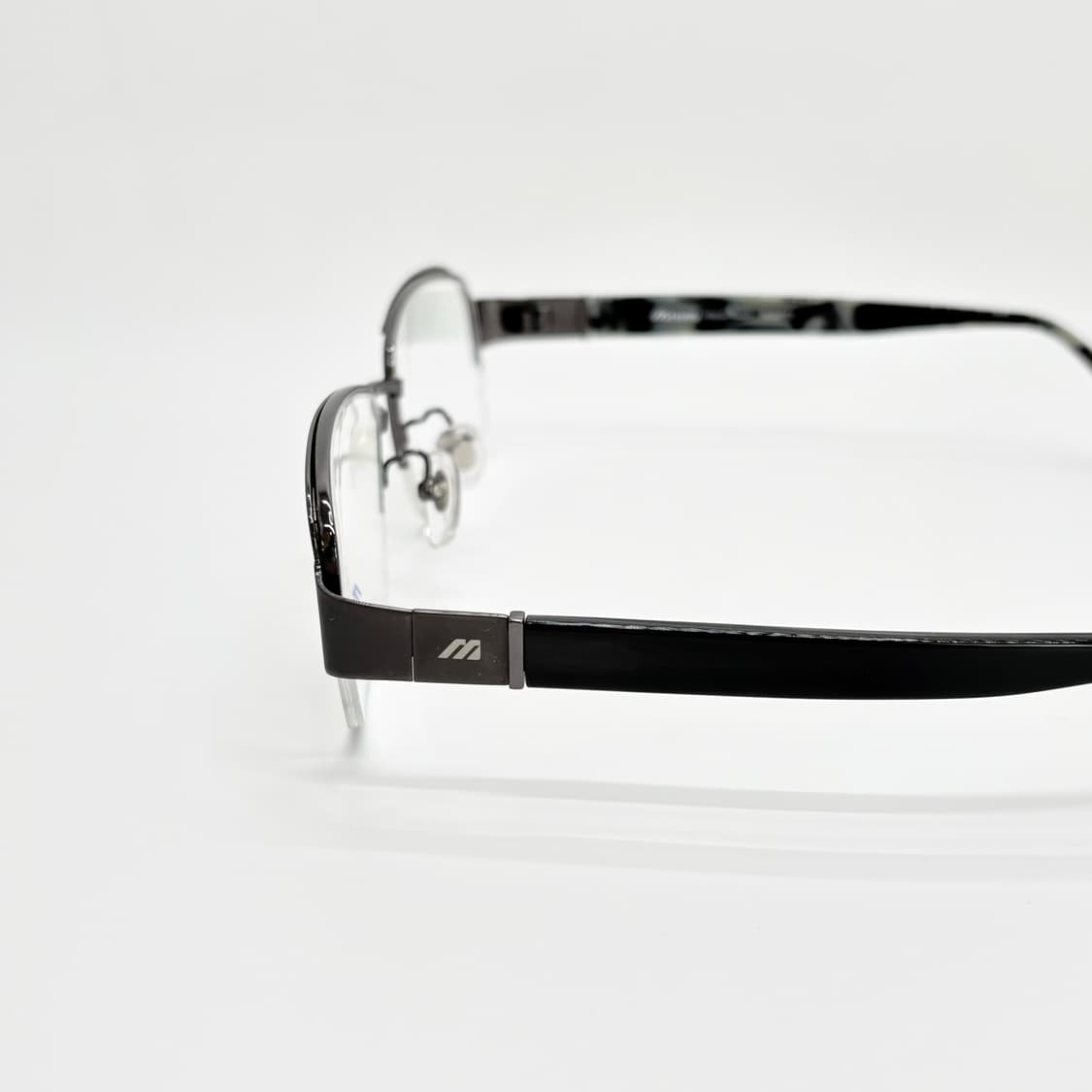 MIZNO 그레이 스퀘어 티타늄 반무테 상품이미지5