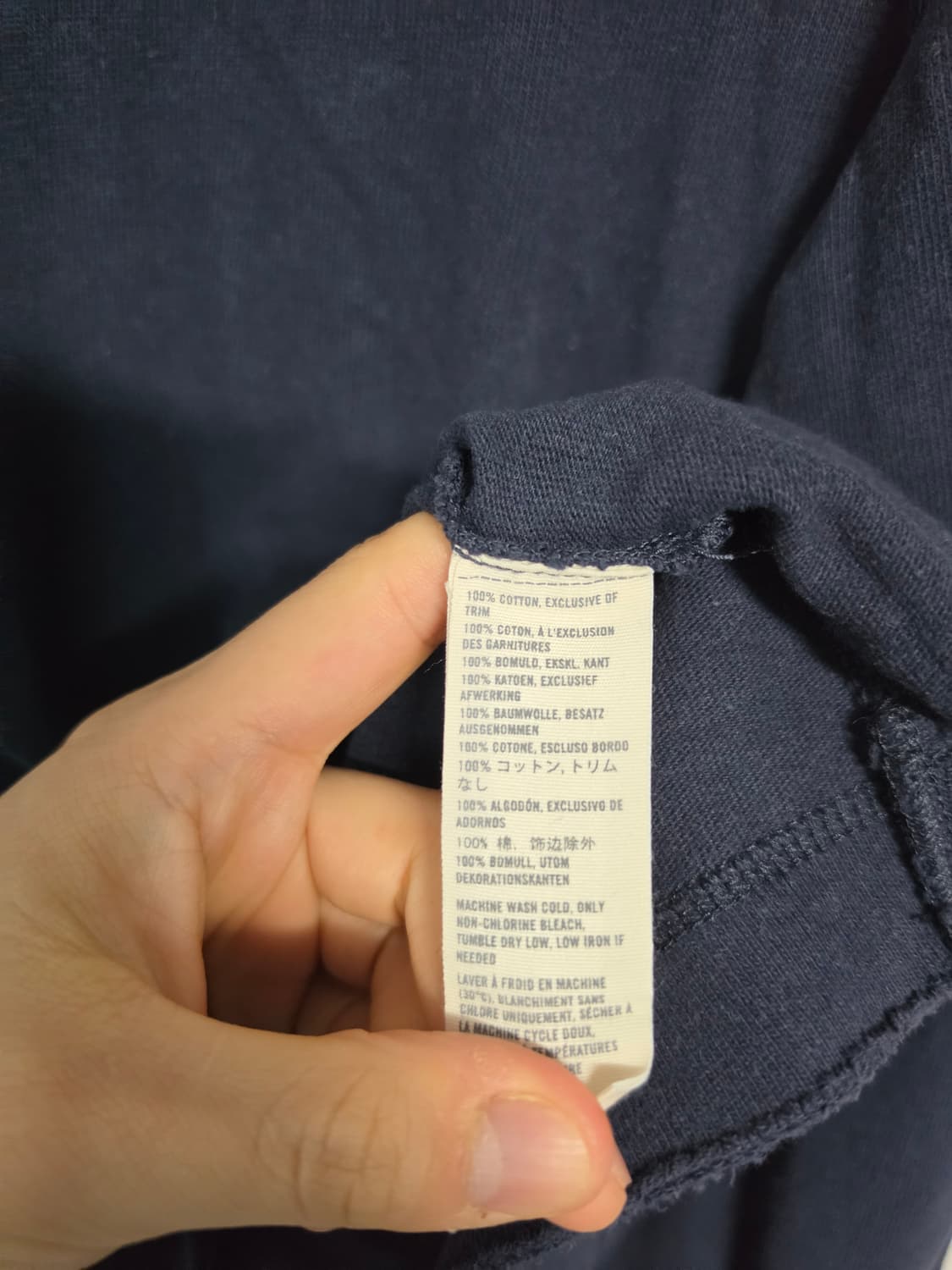 아베크롬비 피치 네이비 롱슬리브 L 상품이미지3