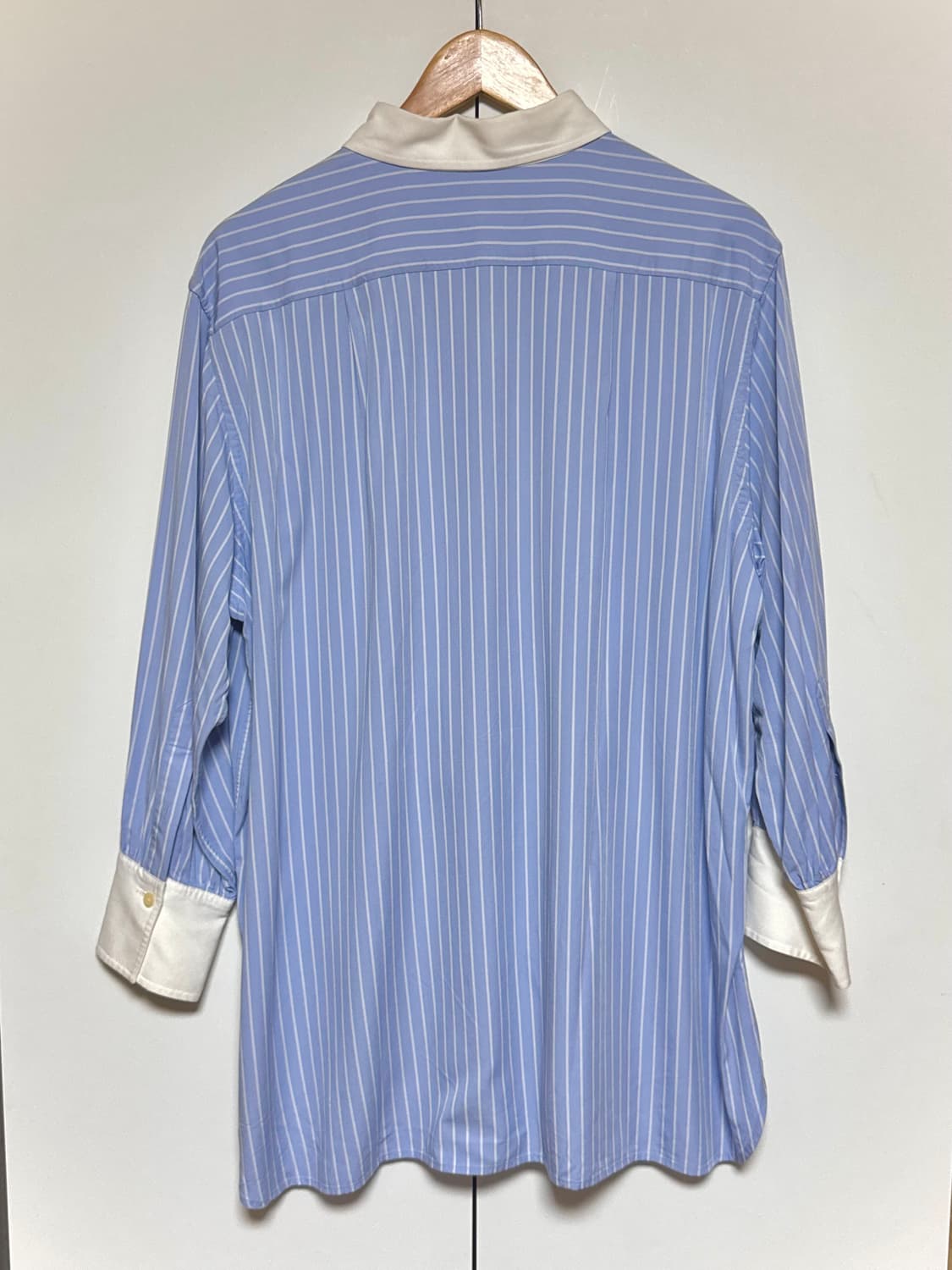 jw앤더슨 x 유니클로 셔츠 상품이미지7