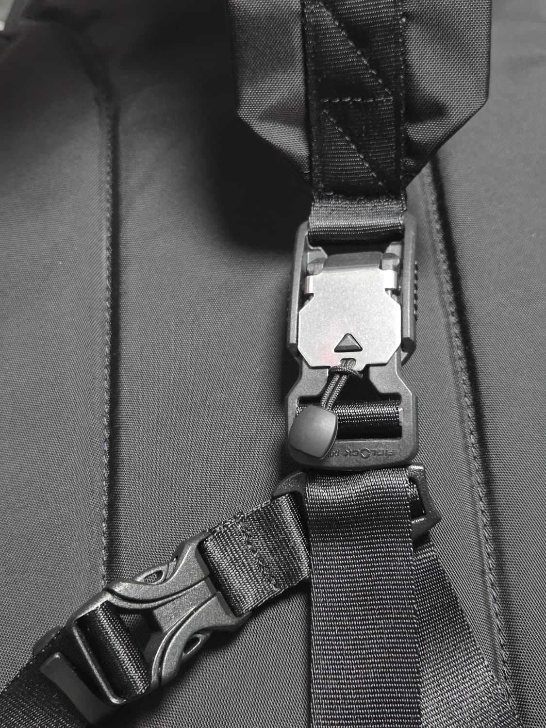 월스와일무브먼트 피어스백 상품이미지6