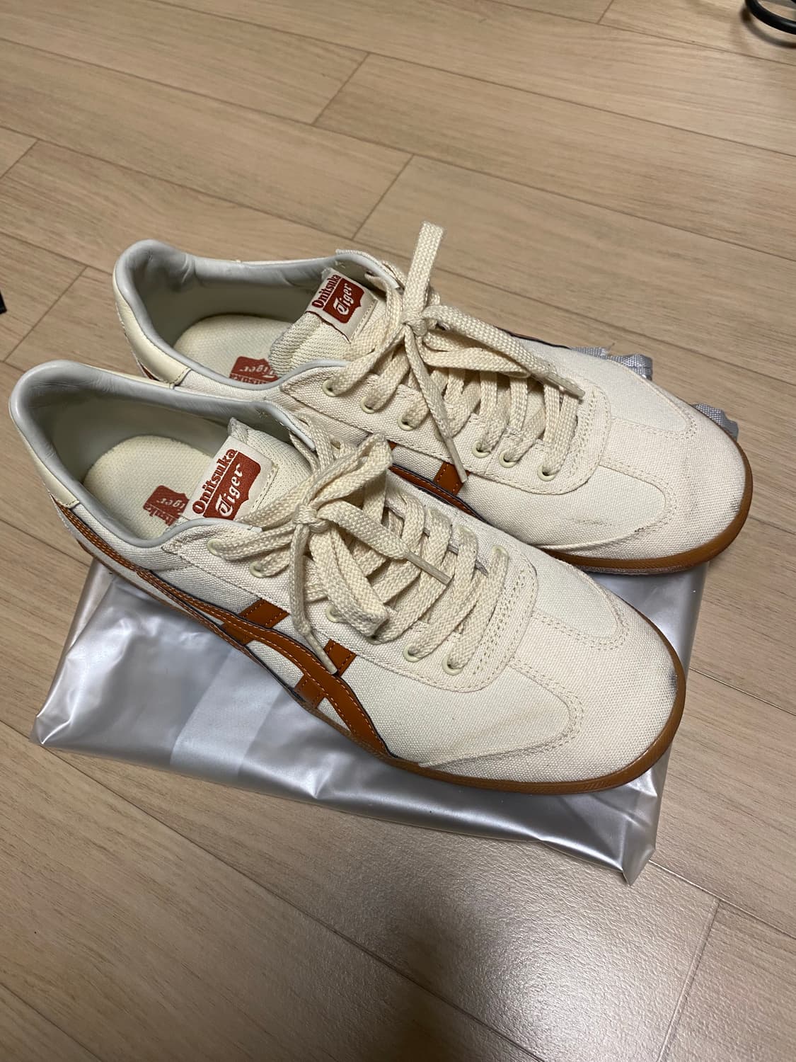 오니츠카타이거 토쿠텐 280 베이지 상품이미지2