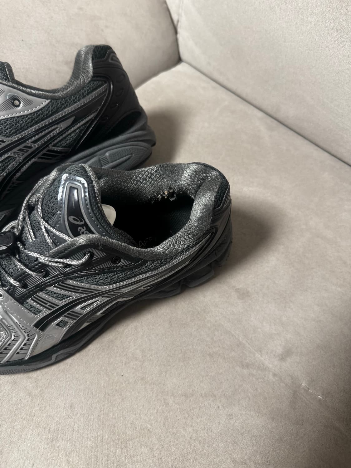 아식스 언어펙티드 젤카야노 실버문 상품이미지2