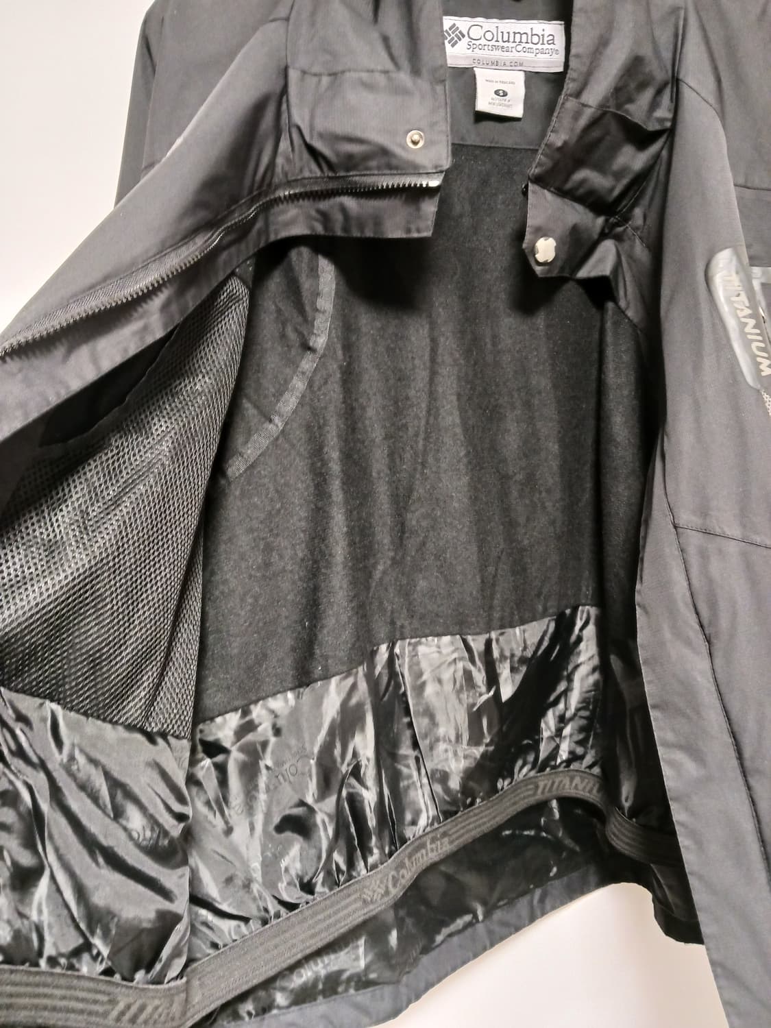 컬럼비아 티타늄 고어텍스 바람막이 상품이미지6
