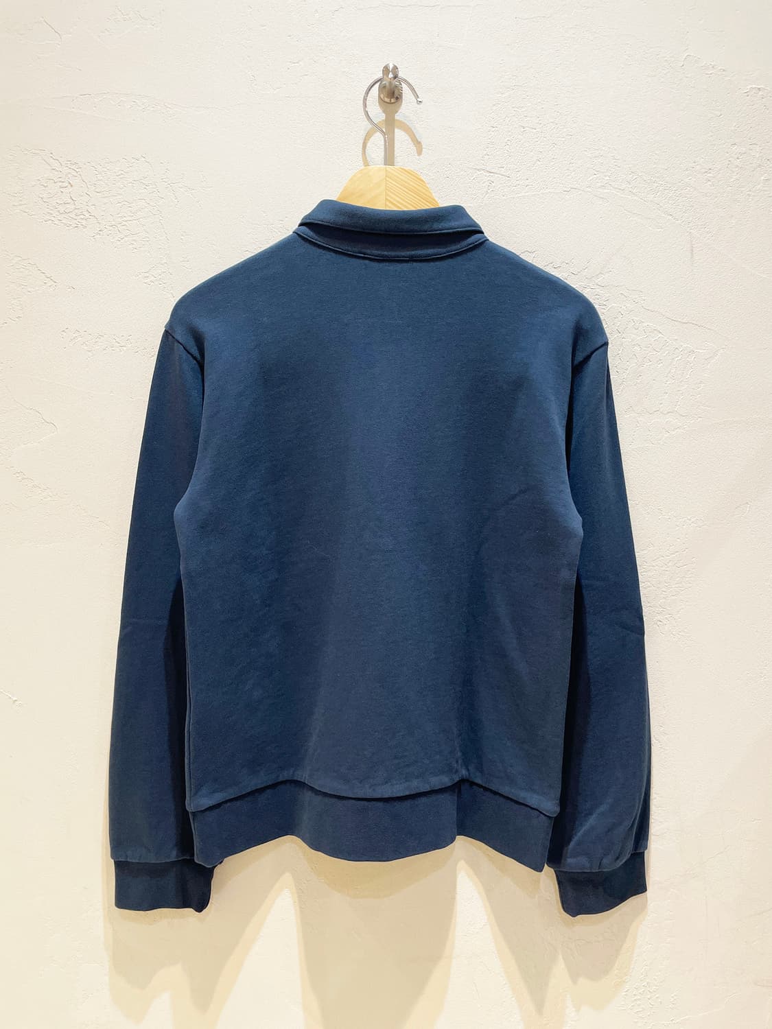 A.P.C. x RTH POLO 콜라보 카라 맨투맨 A990 상품이미지4