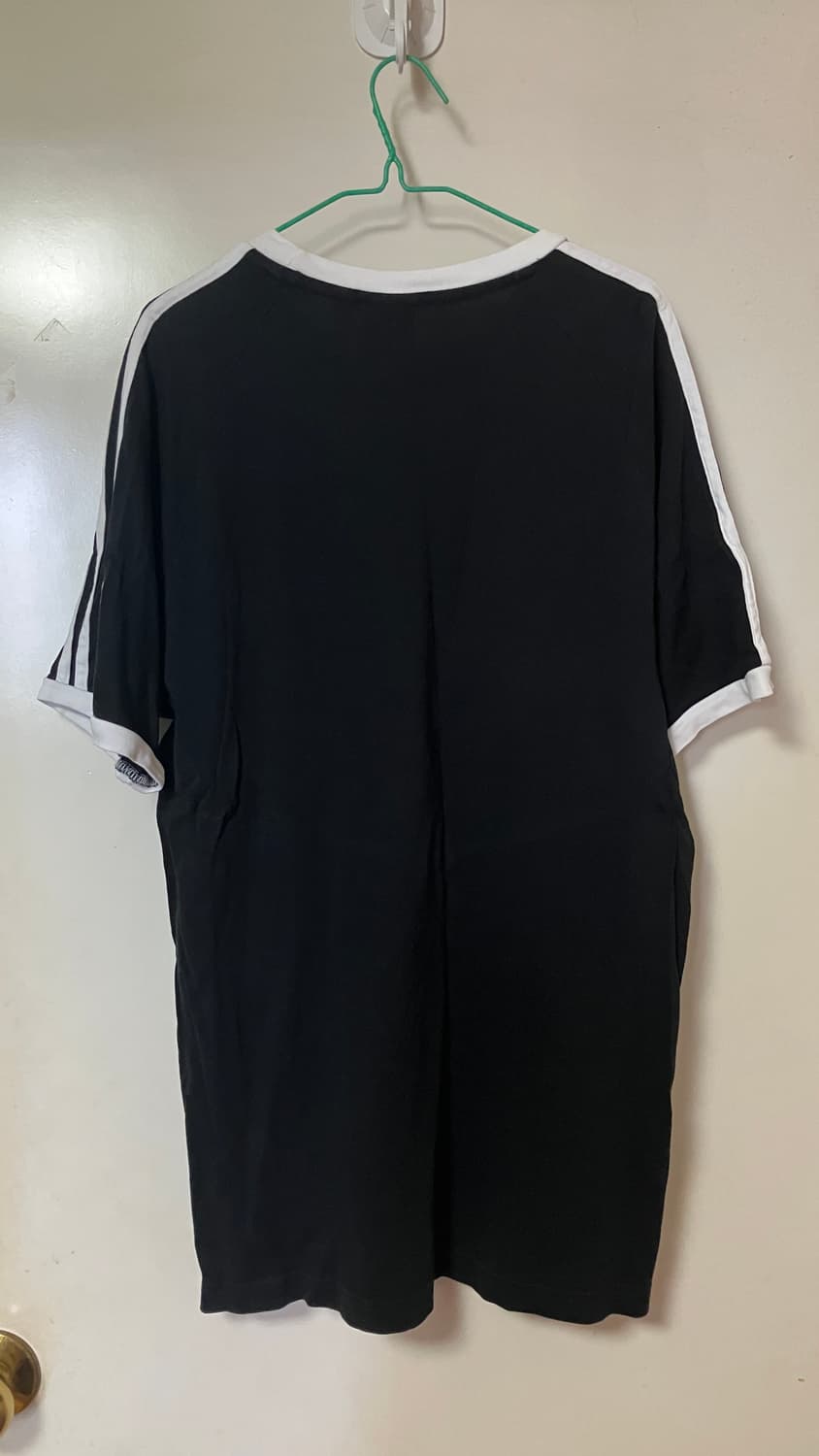 아디다스 블랙 삼선 반팔 티셔츠 상품이미지2