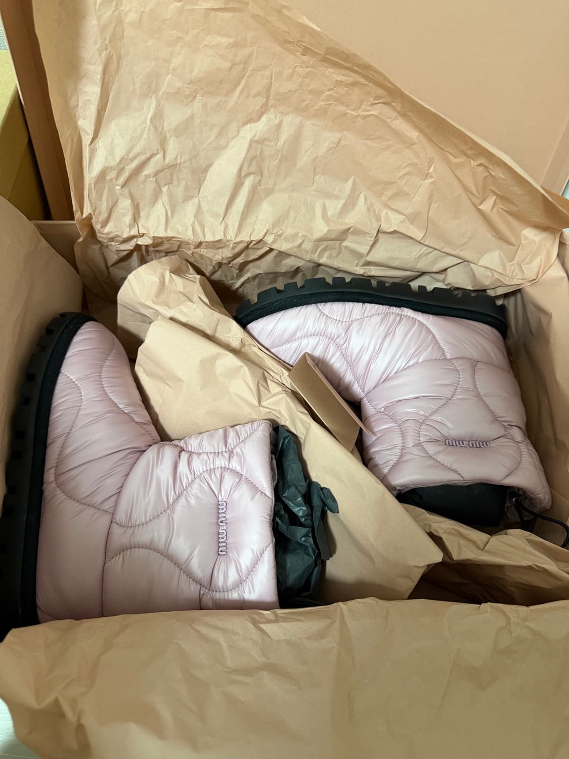 미우미우 패딩부츠 35.5사이즈 새상품 핑크 상품이미지2