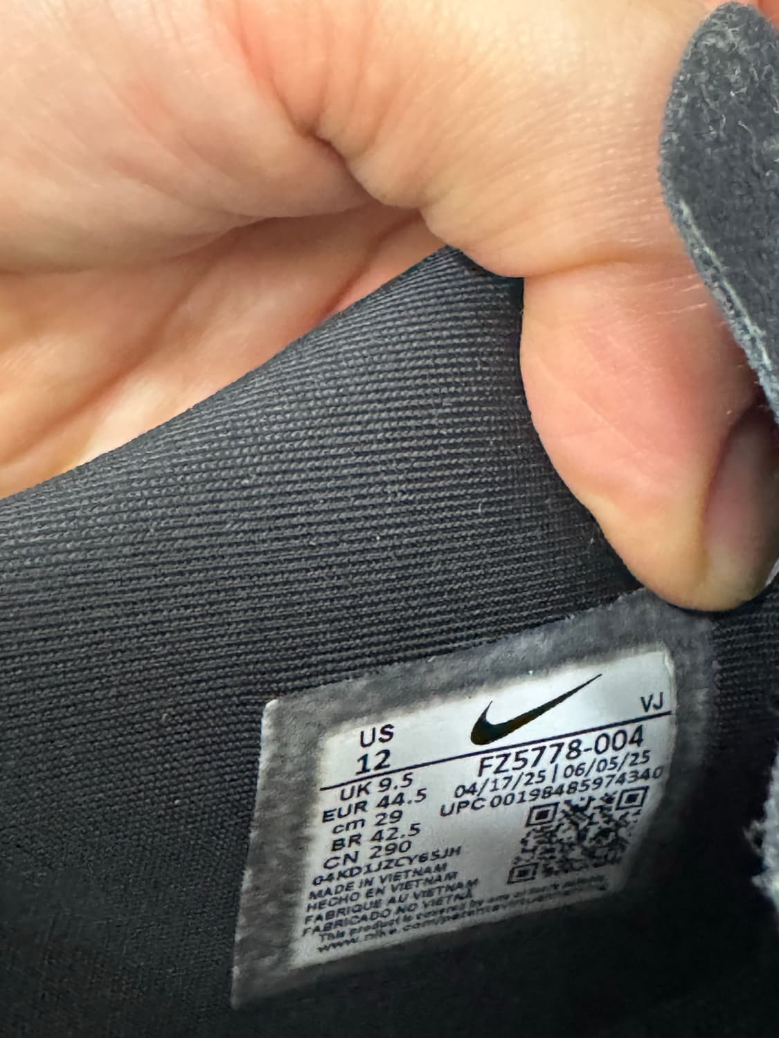 나이키 아스트라 울트라 트리플 블랙 290 상품이미지4