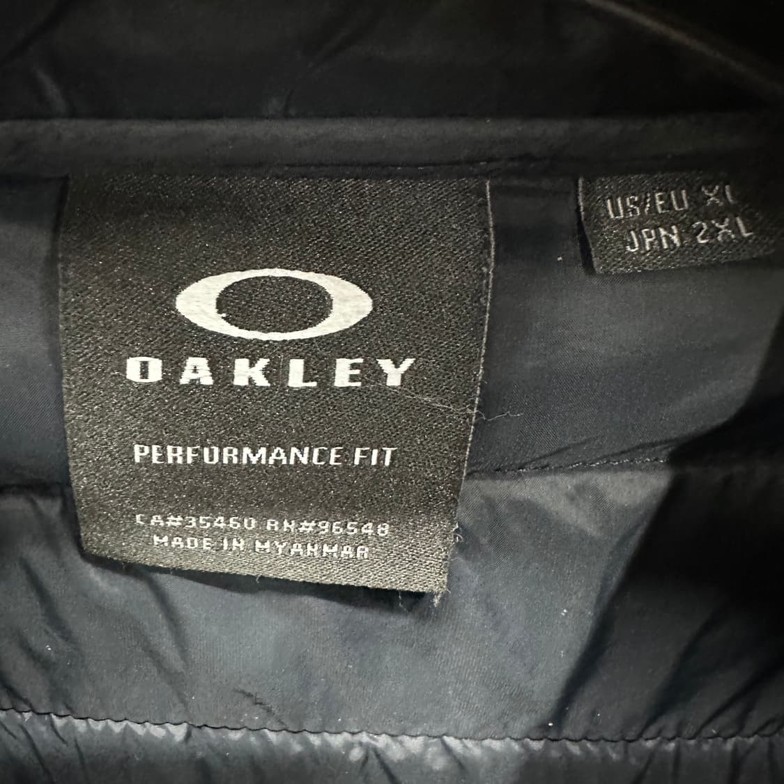 105 오클리 옴니 남자 경량패딩 상품이미지4