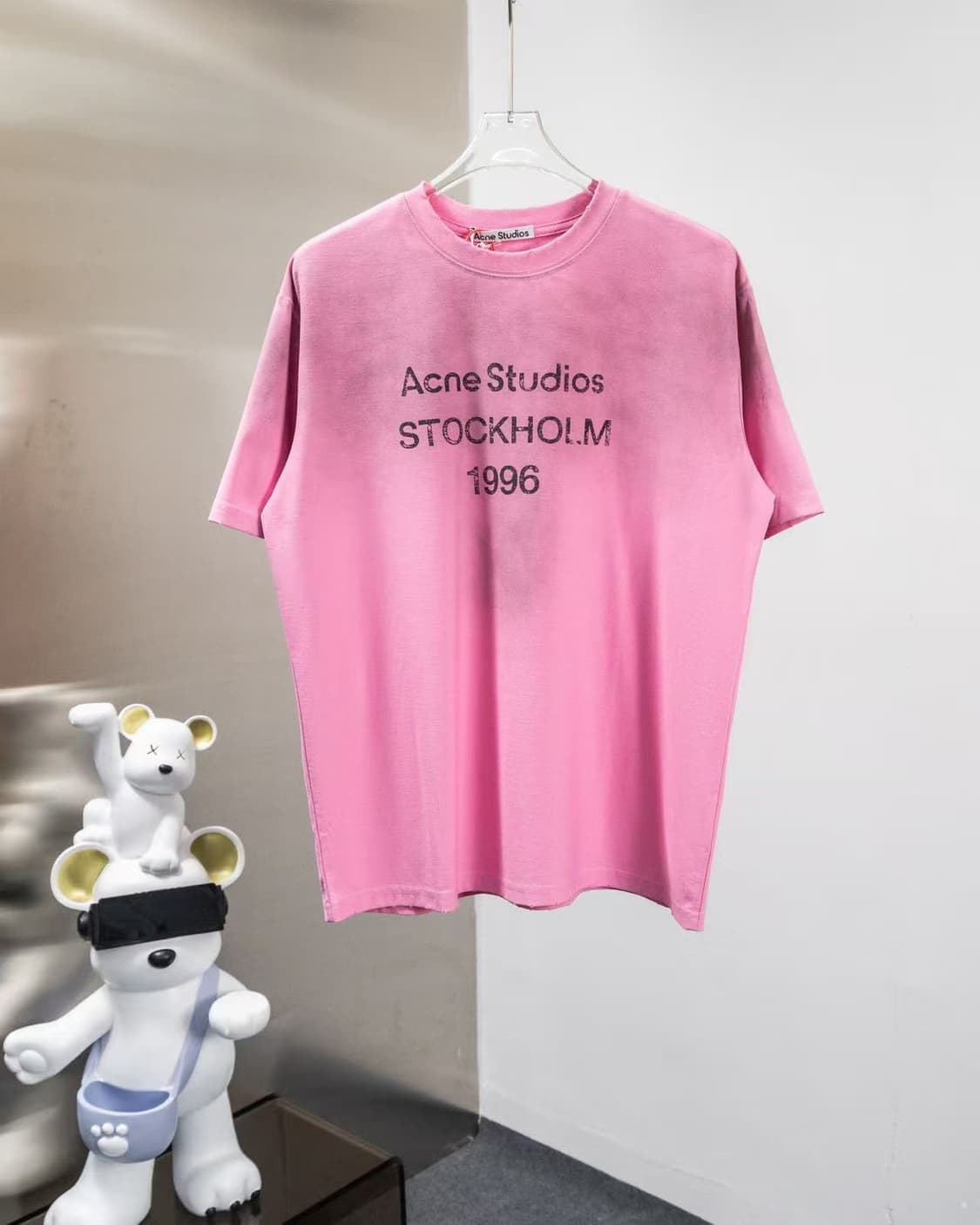 아크네 스튜디오 릴렉스드 핏 로고 티셔츠 더스티 M 상품이미지1