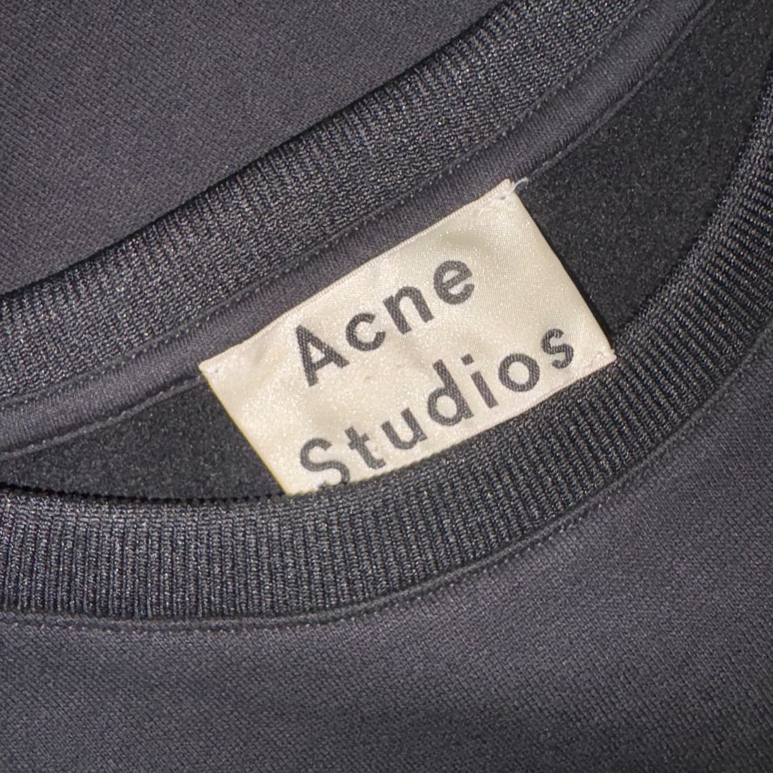 [S] SS16 Acne Studios ‘Eris Guitar’ Tee 상품이미지4