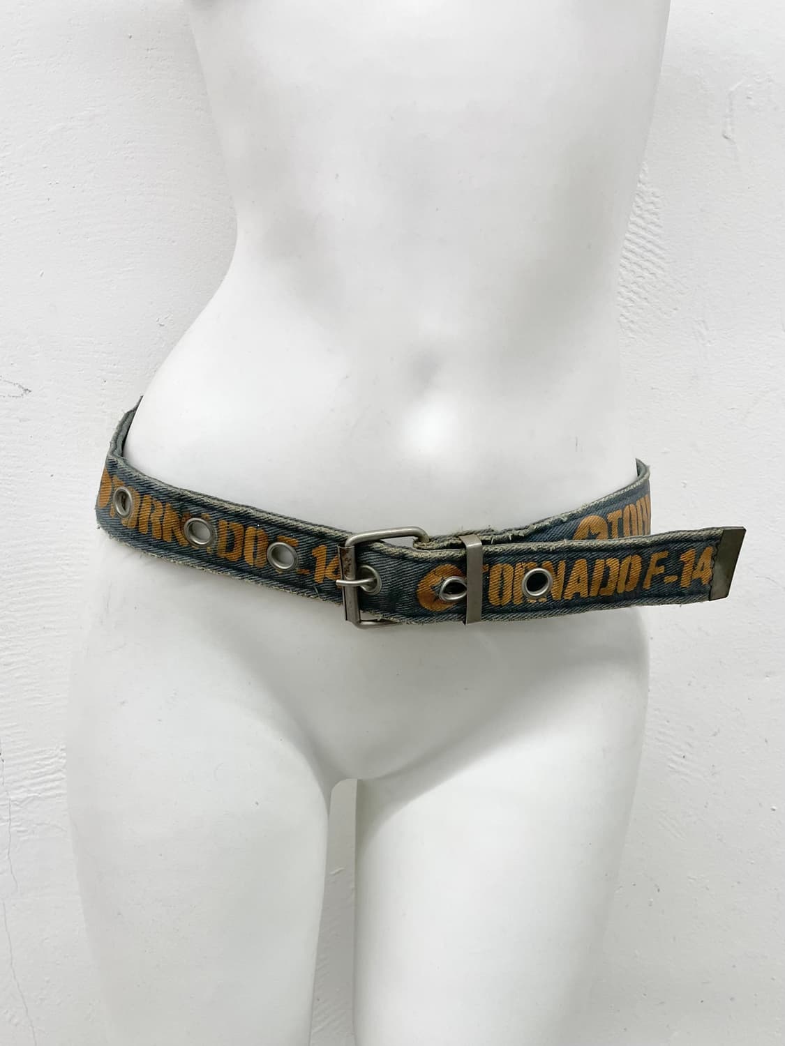 y2k 캔버스 레터링 펀칭 버클 벨트 상품이미지2