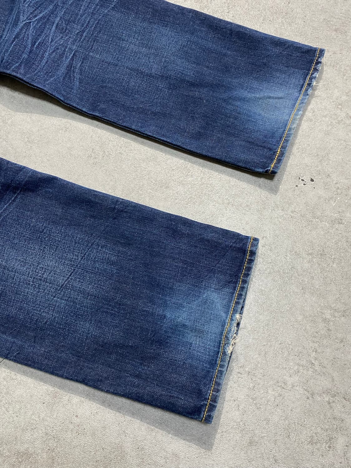 [36] Levi's 501 리바이스 레귤러핏 데님팬츠 상품이미지9