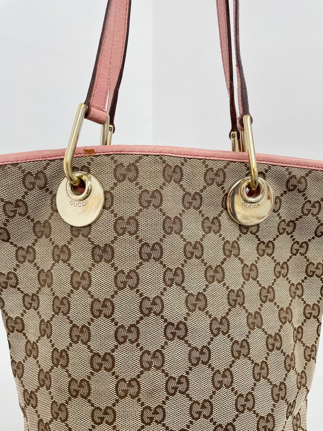 구찌 GG 모노그램 핑크 버킷 토트백 상품이미지5