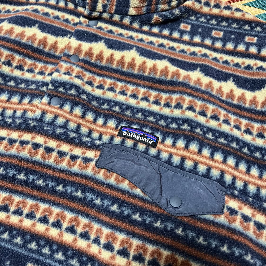 파타고니아 신칠라 패턴 스냅티 XL 상품이미지3