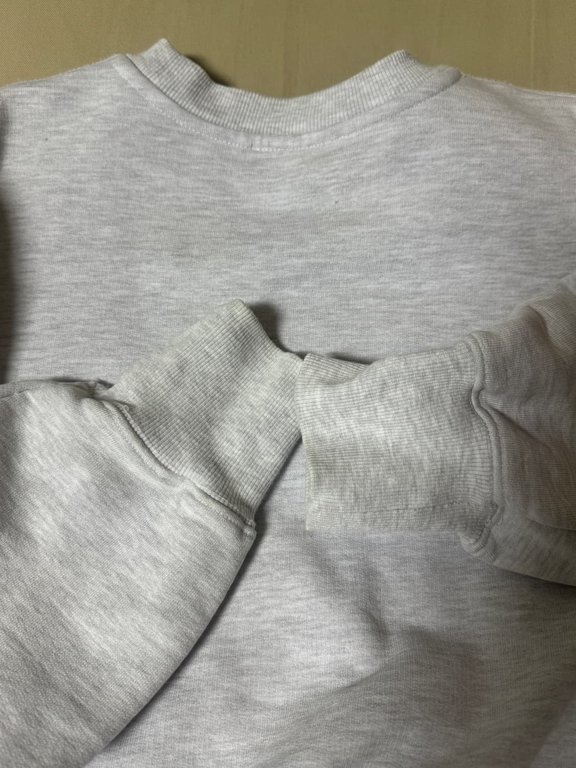 렉토 크롭 맨투맨 상품이미지4