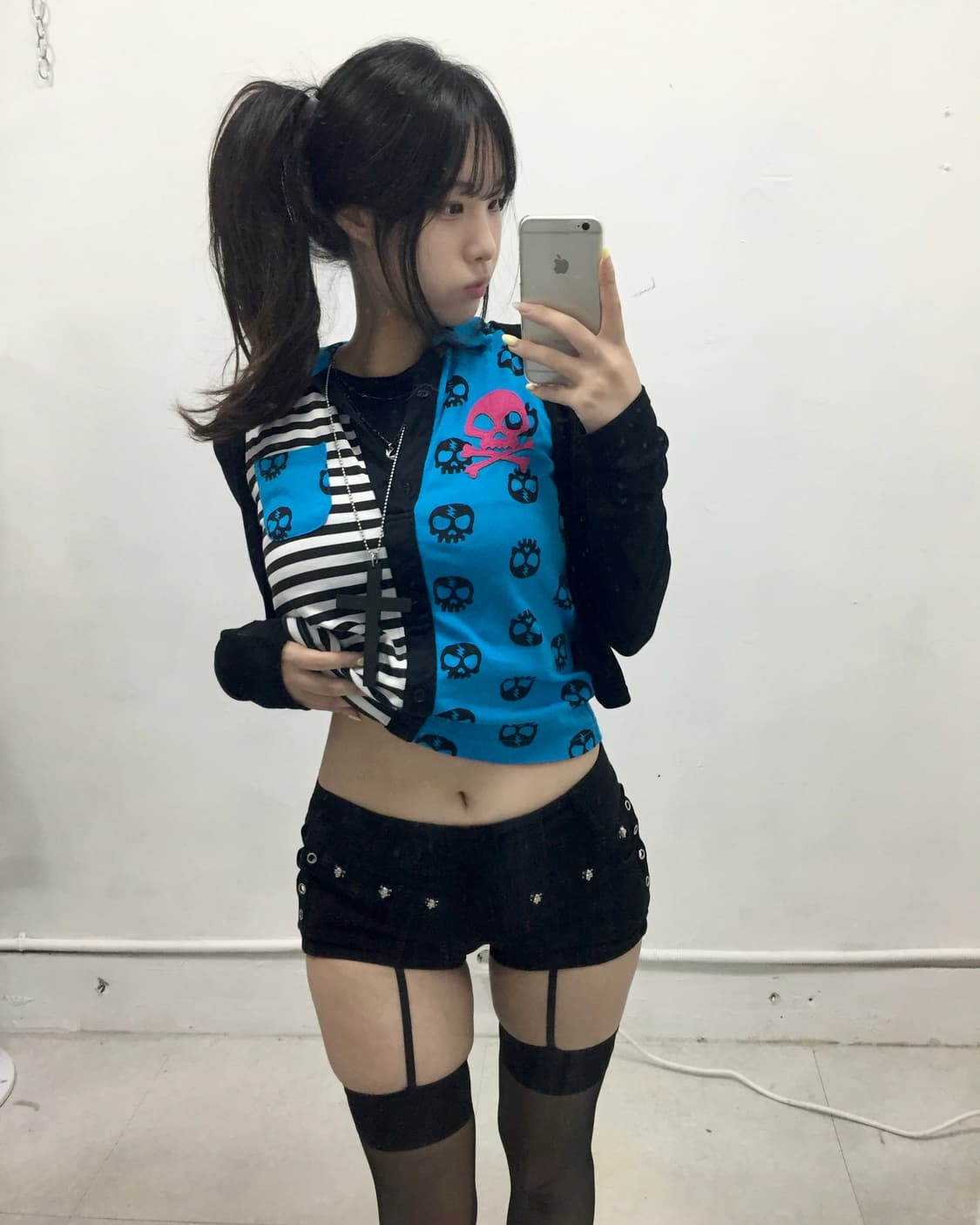 [WASK] 펑크 스컬 투 패턴 슬리브리스 상품이미지1