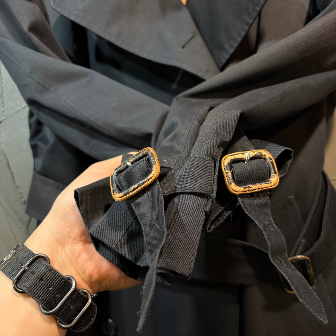 [M] BURBERRY 버버리 빈티지 블랙 더블 트렌치 코트 상품이미지3