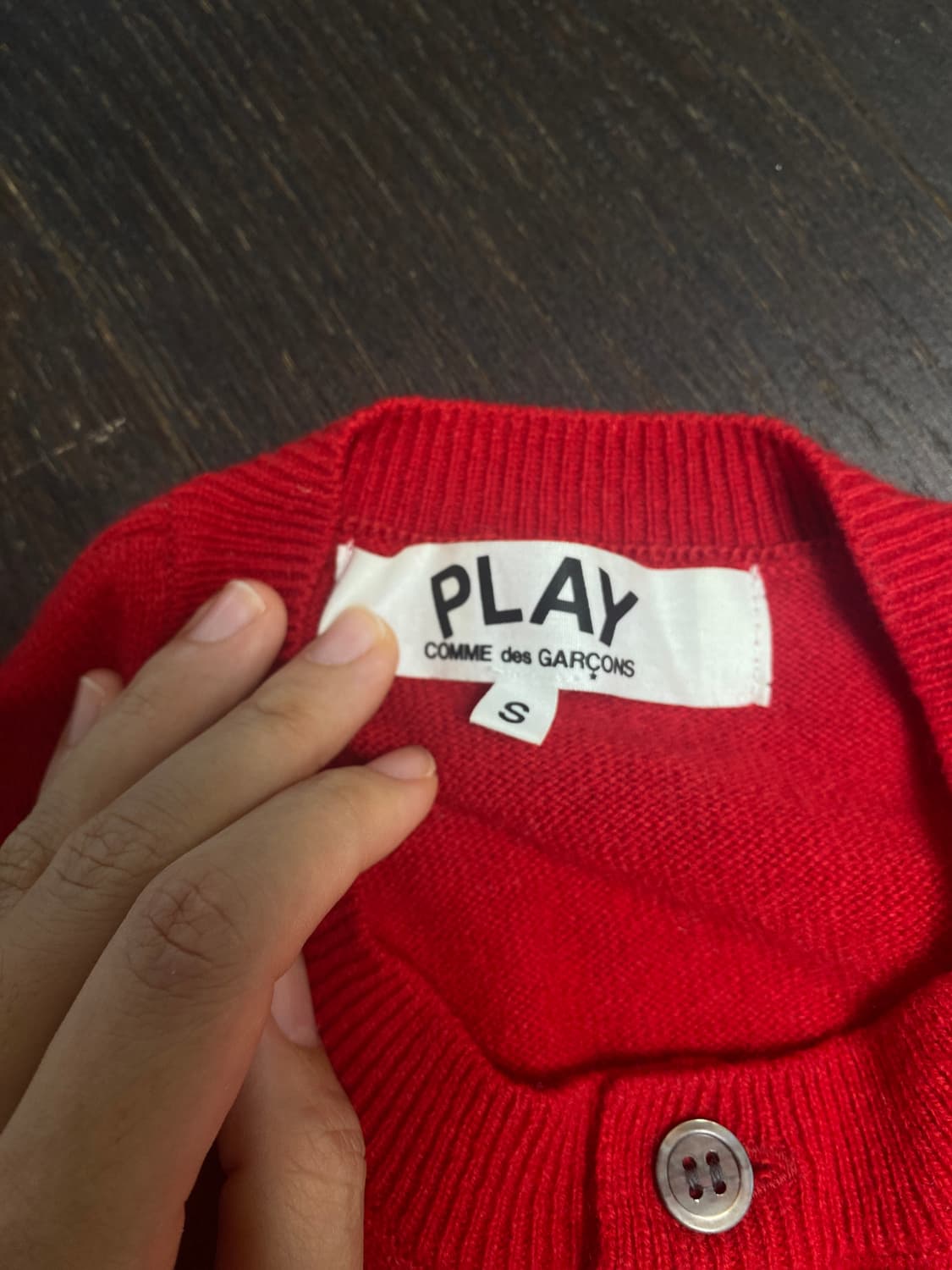 Comme des Garçons Play 레드 라운드넥 가디건 상품이미지2