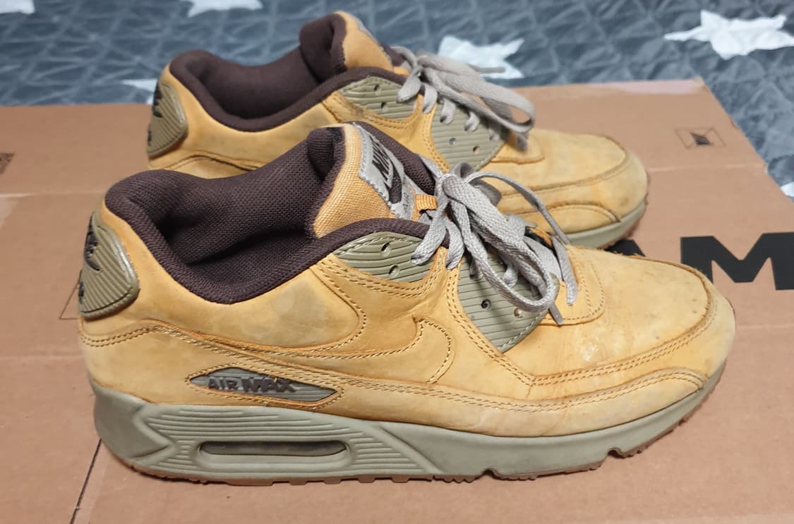 (한정판) 나이키 에어맥스90 윈터 프리미엄 된장 스니커즈 (260) 상품이미지2