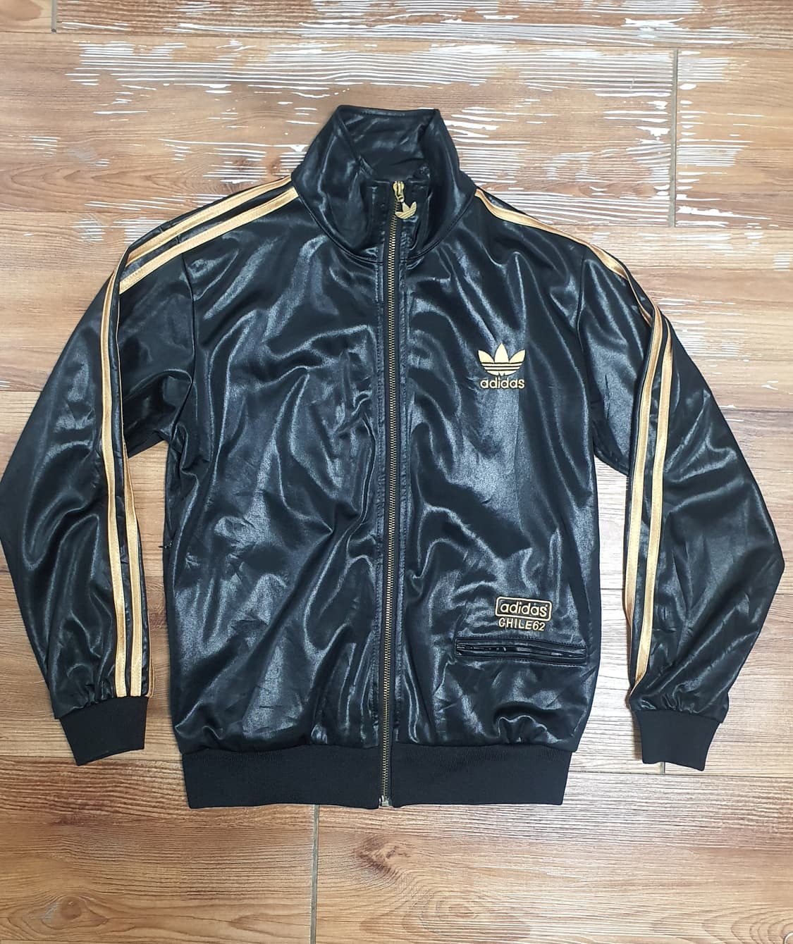 아디다스 칠레62 유광 블랙 금장 트랙탑 S 상품이미지1