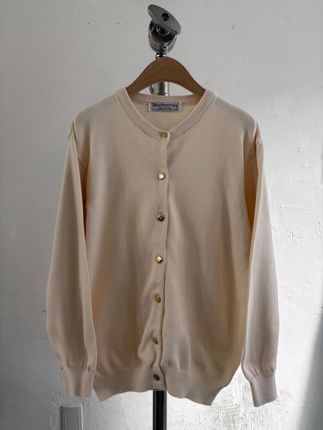 Burberry 버버리 아이보리 금장 가디건 상품이미지1
