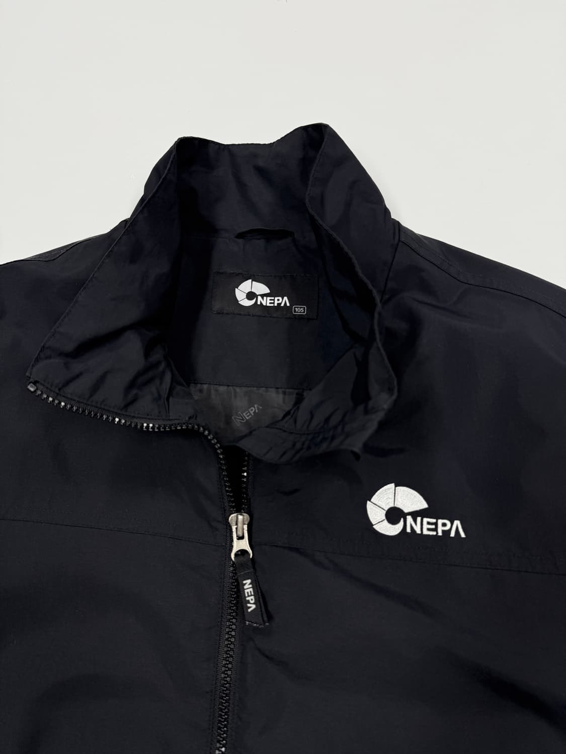 네파 블랙 바람막이 상품이미지3