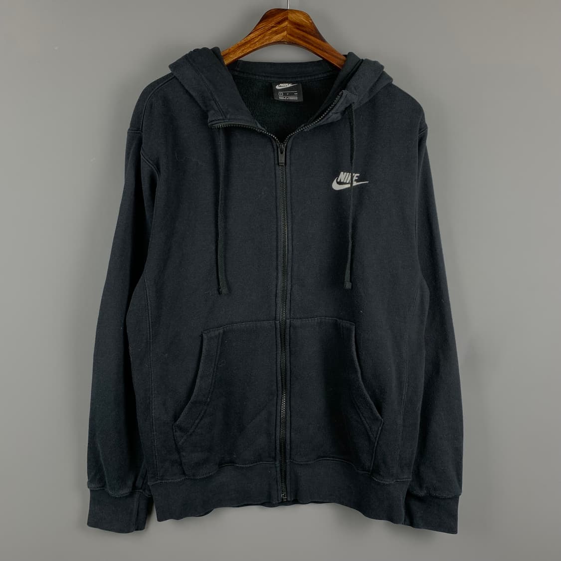 나이키 퓨추라 블랙 후드집업 상품이미지2