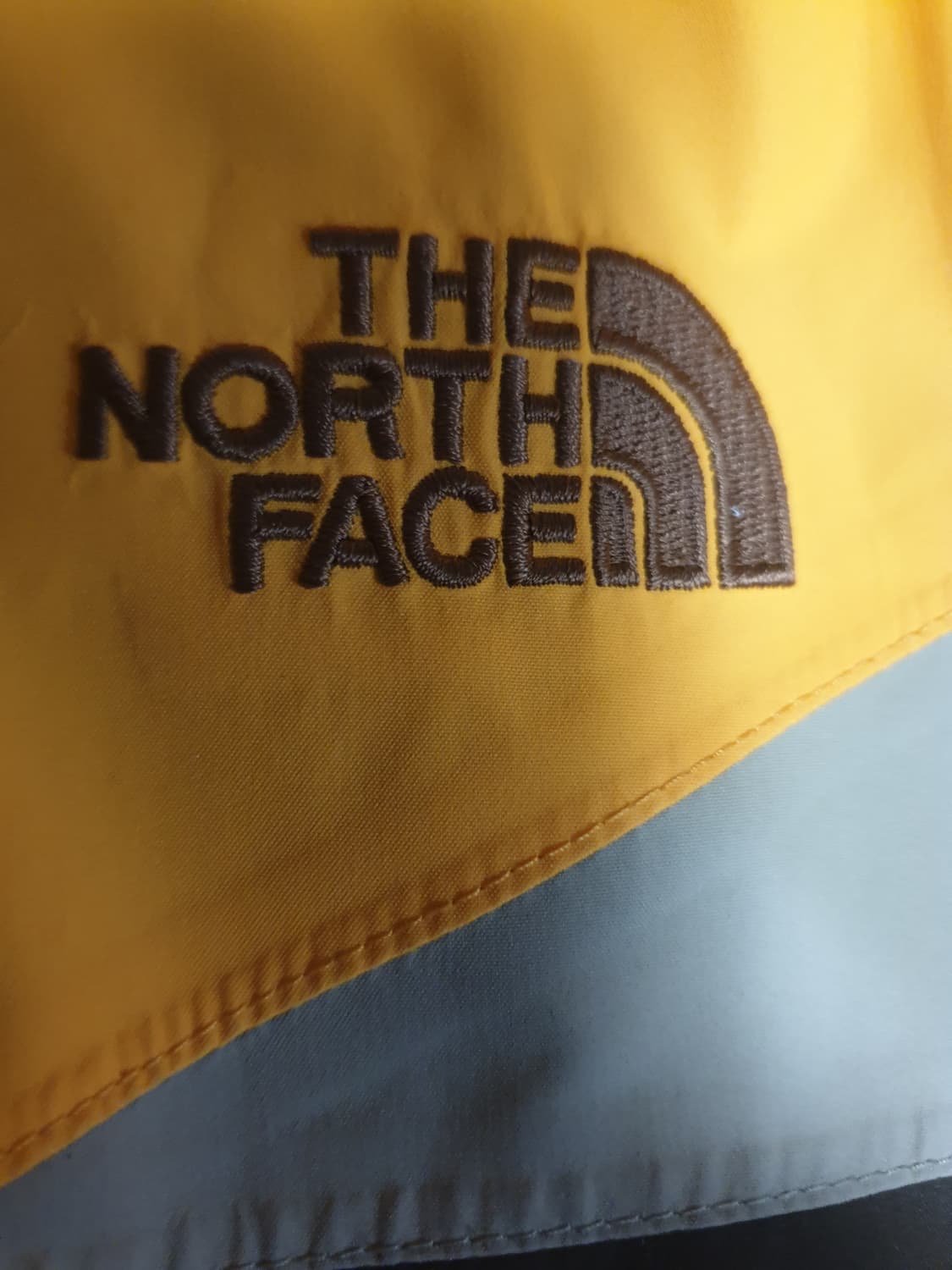 노스페이스 키즈 하이벤트 마운틴 바람막이 자켓 (140) 여성(S) 상품이미지2