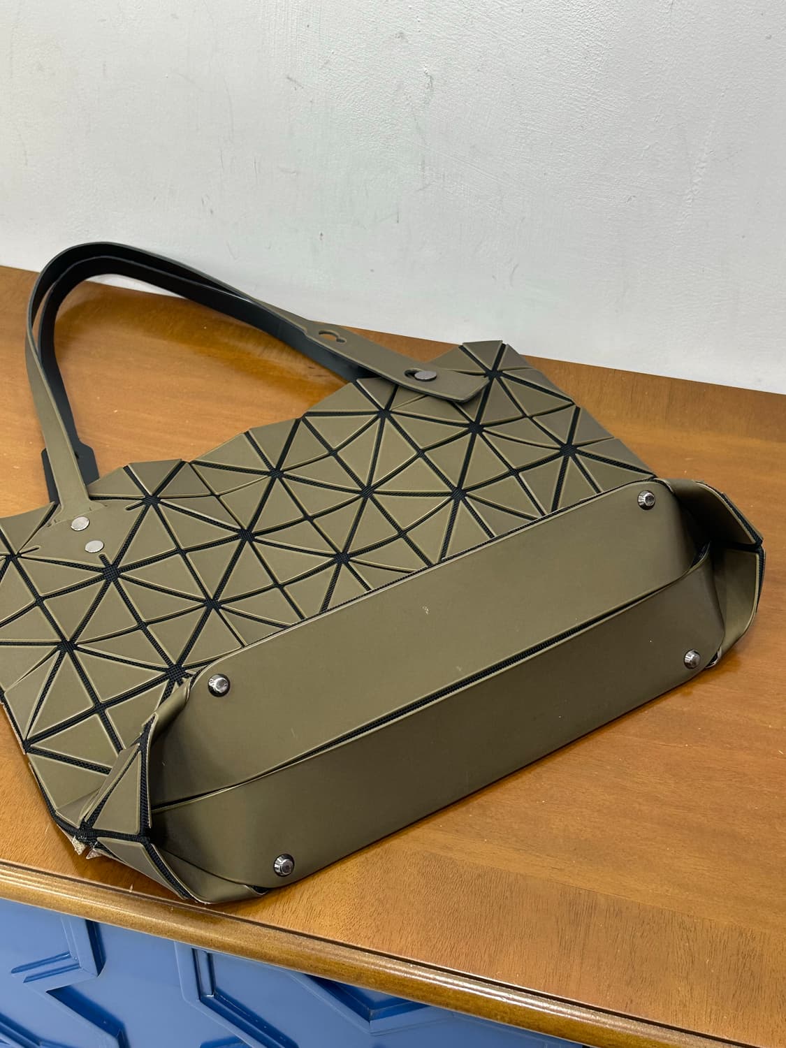 바오바오 이세이미야케 숄더백 상품이미지6