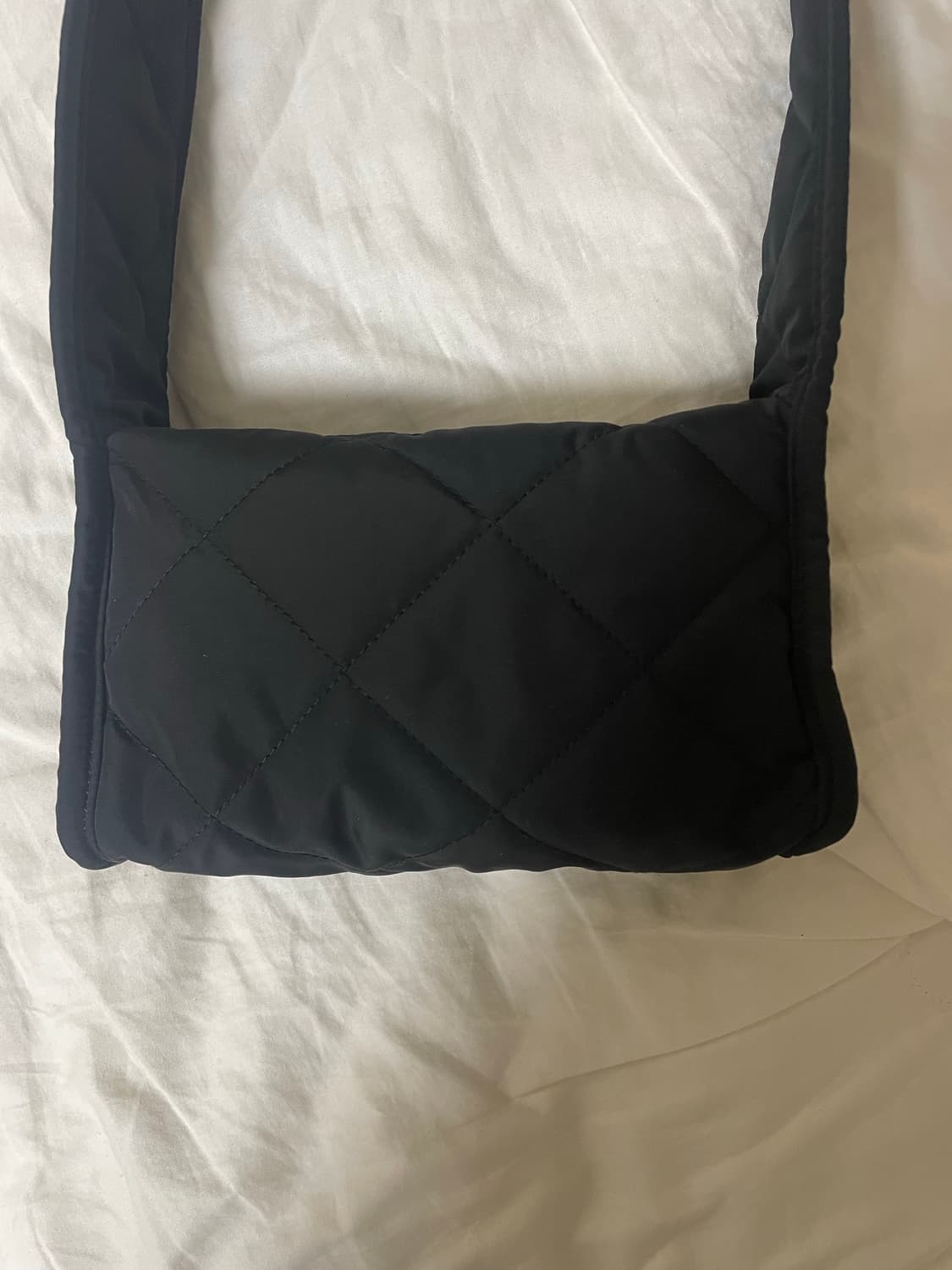 [1회착용] 코스 정품 다이아몬드 퀼티드 미니백 블랙 숄더백 크로스백가방 상품이미지3