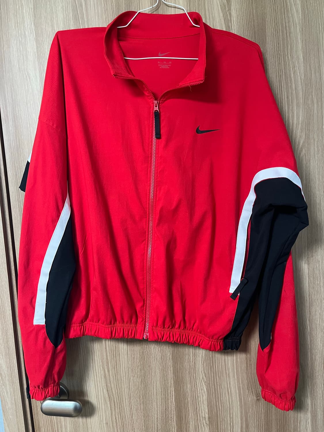 나이키 바람막이 상품이미지1