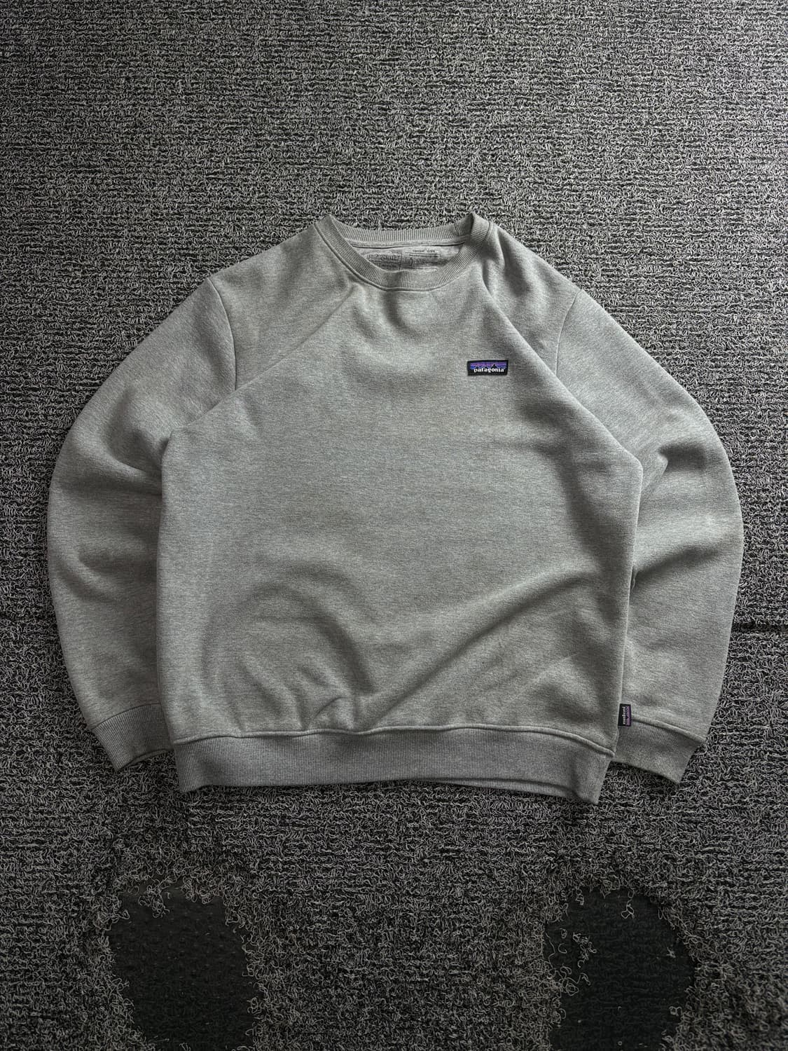 파타고니아 스몰로고 미니멀 크루넥 맨투맨 4098 상품이미지2