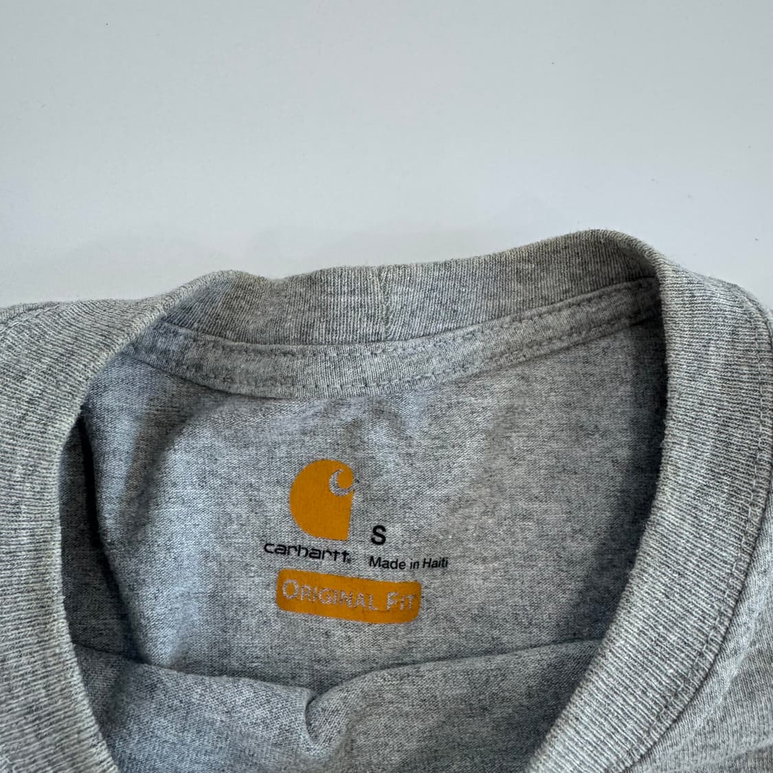 Carhartt 칼하트 원포켓 그레이 반팔티  상품이미지5