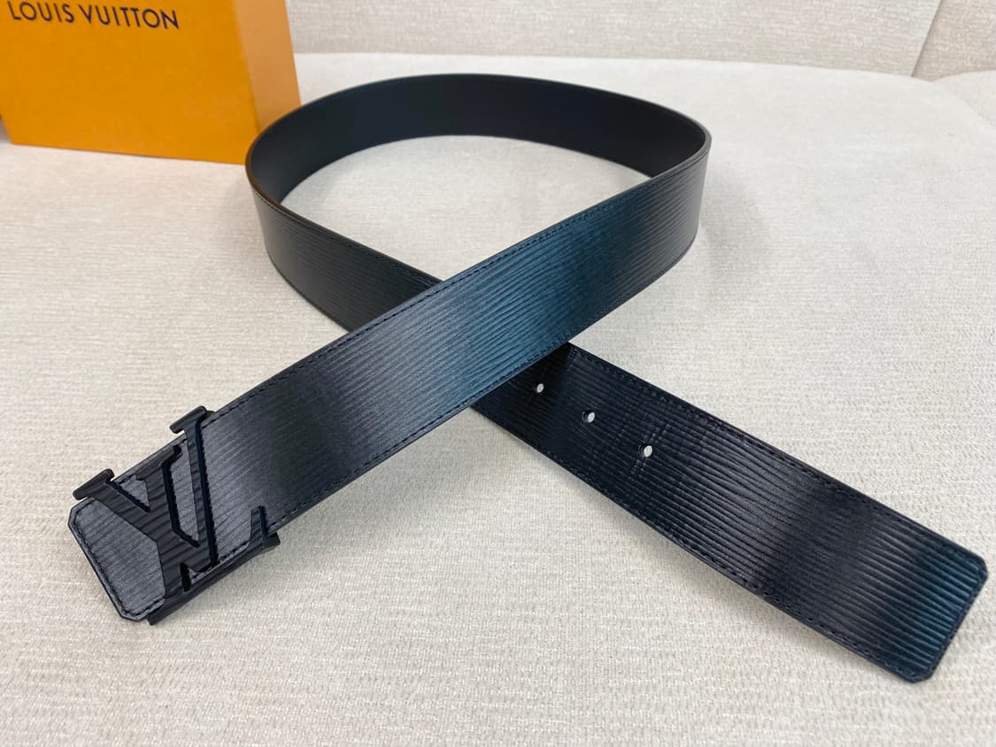 루이비통 LV 이니셜 벨트 에삐 블랙 벨트 90 사이즈(컨디션굿) 상품이미지8