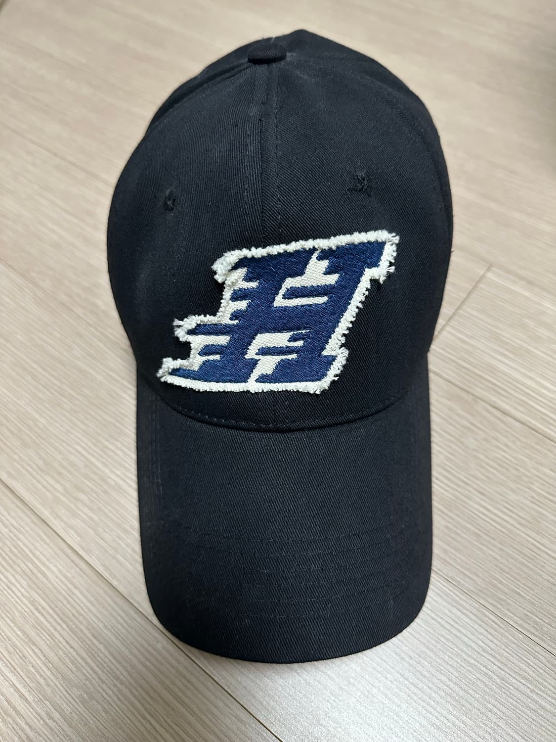 헤아 H 로고 캡 상품이미지3